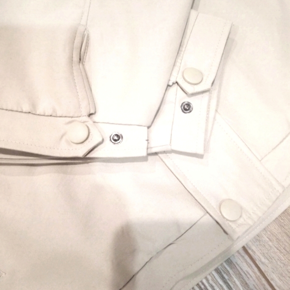 NWT jacket - Picture 3 of 4